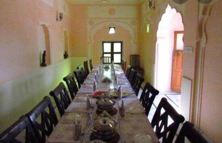 Tordi Garh Hotel Malpura  Bagian luar foto