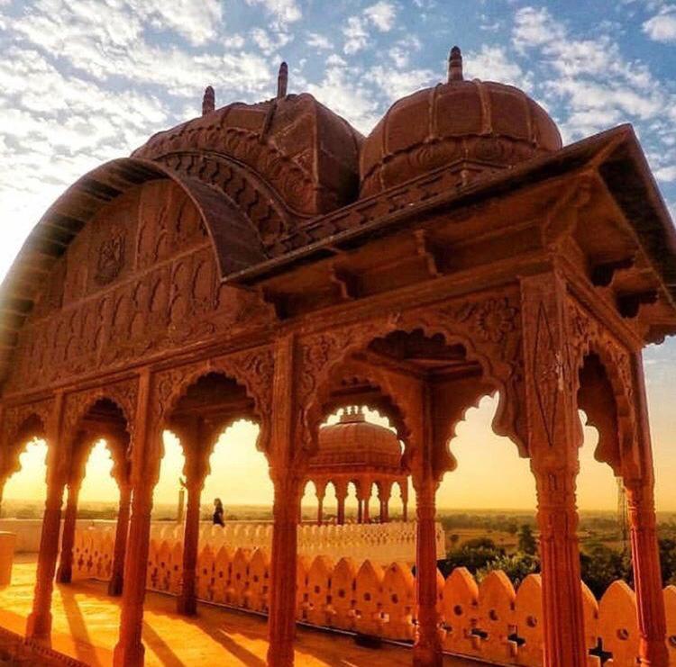 Tordi Garh Hotel Malpura  Bagian luar foto