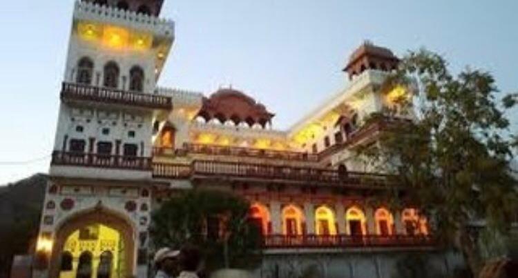 Tordi Garh Hotel Malpura  Bagian luar foto